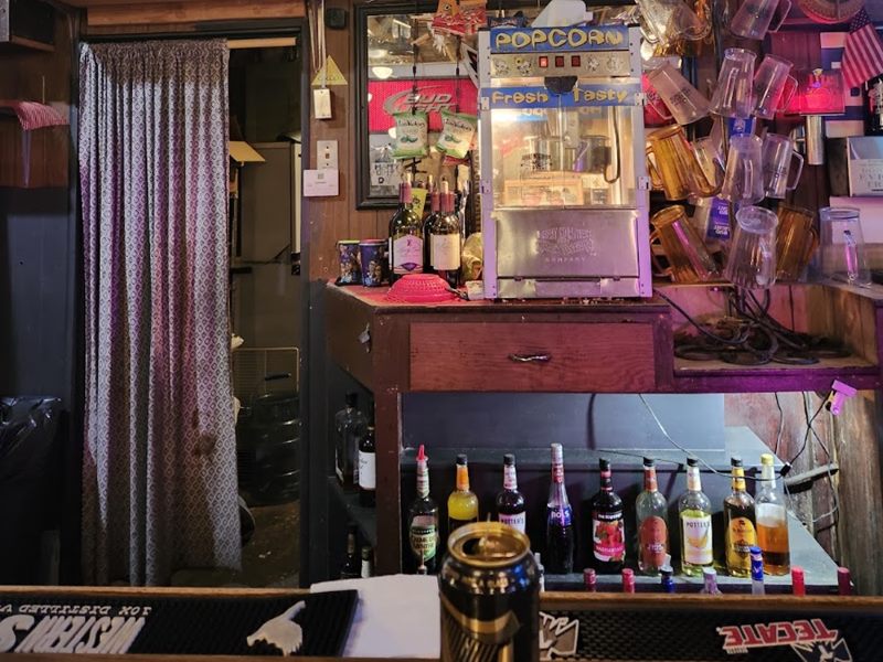 Tiny's Family Restaurant interior